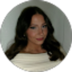 Profile photo of Ashlee Barton