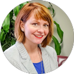 Profile photo of Kelli Cobuzio