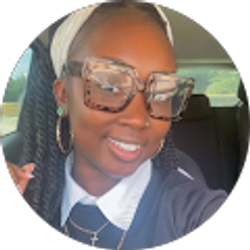 Profile photo of Alzenia Pompet