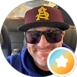 Profile photo of Robbie Thompson