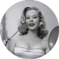 Profile photo of Retro Girl