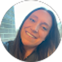 Profile photo of Ashley Knarian
