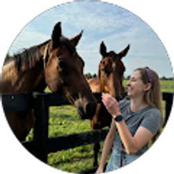 Profile photo of Lindsey Reston