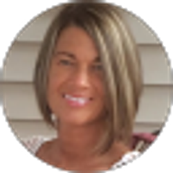 Profile photo of Lori Stinefield
