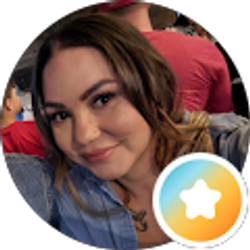 Profile photo of Ashley Chavez