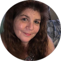 Profile photo of Denise Ianniello