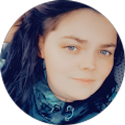 Profile photo of Amanda Mullins