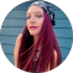 Profile photo of Kay Bay