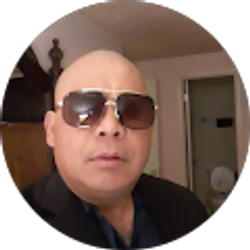 Profile photo of Jay Binoya