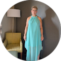 Profile photo of Cheryl Paluszewski
