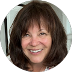 Profile photo of Kathy Apps