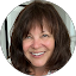 Profile photo of Kathy Apps