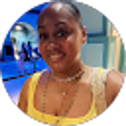 Profile photo of Queen Smith
