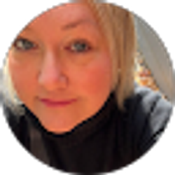 Profile photo of Lauren Cockerton