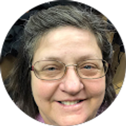 Profile photo of lynn lhs127826@icloud.com