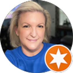 Profile photo of Kim Hamlett