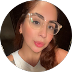 Profile photo of Elizabeth Martinelli