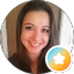 Profile photo of Niki Holt