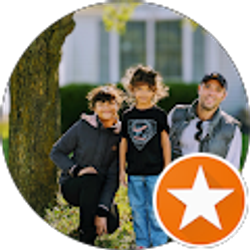 Profile photo of Zachary Buhrts