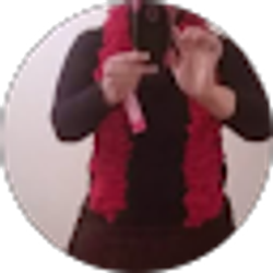 Profile photo of angie lozano