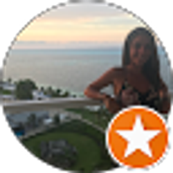 Profile photo of Nicole Simon