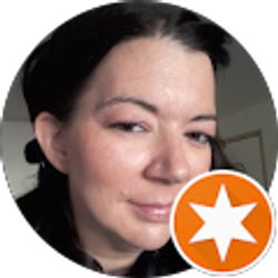 Profile photo of Sara Hunt