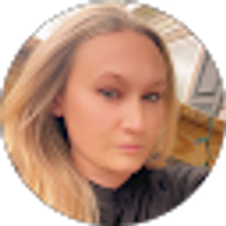 Profile photo of Jessica Phoenix