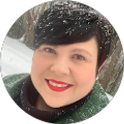 Profile photo of Holly Meyers