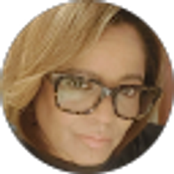 Profile photo of Laurie Webb
