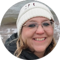 Profile photo of April Knudson