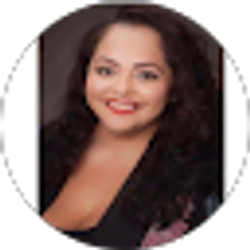 Profile photo of Lisa Salazar