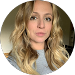 Profile photo of Danielle Cresto