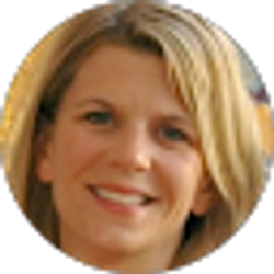 Profile photo of Julie Martin Rayhorn