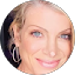 Profile photo of Cassie Howard