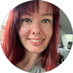 Profile photo of Ruth Lee