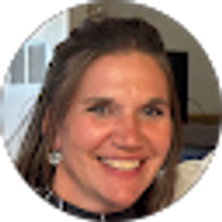 Profile photo of Rachel Schoenfelder