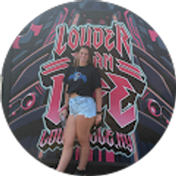 Profile photo of Alexis Scherpenberg