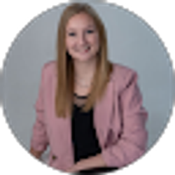 Profile photo of Raegan Mueller