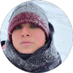 Profile photo of Elizabeth Robles