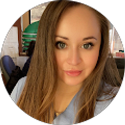 Profile photo of Lianne Mireles