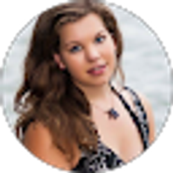 Profile photo of Lauren Gregory