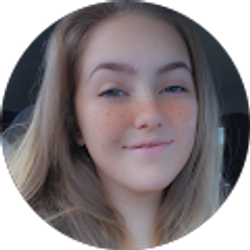 Profile photo of Zoey Brennon