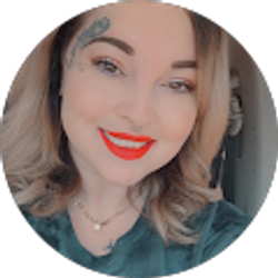 Profile photo of Ashley Brown