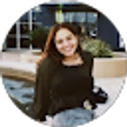 Profile photo of Aileen Izaguirre