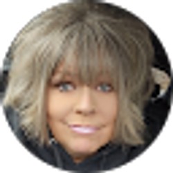 Profile photo of Diane Giles