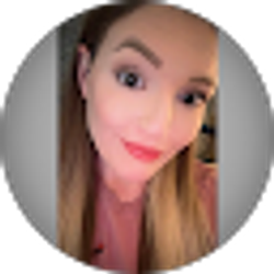 Profile photo of Alexandra Smith