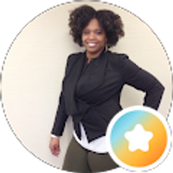 Profile photo of Mia Claxton