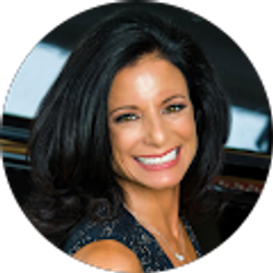 Profile photo of Danielle Spressert Albanese