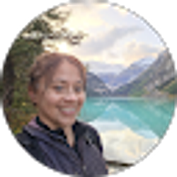 Profile photo of Shawna Nieraeth