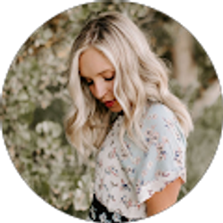 Profile photo of Nicolle Long